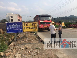 4月11日焦點(diǎn)圖 小車翻下山墜河 車內(nèi)男子不幸身亡